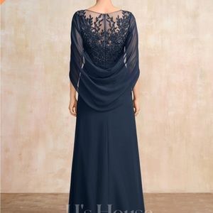 A-line Scoop Illusion Floor-Length Chiffon Lace Mother of the Bride Dress